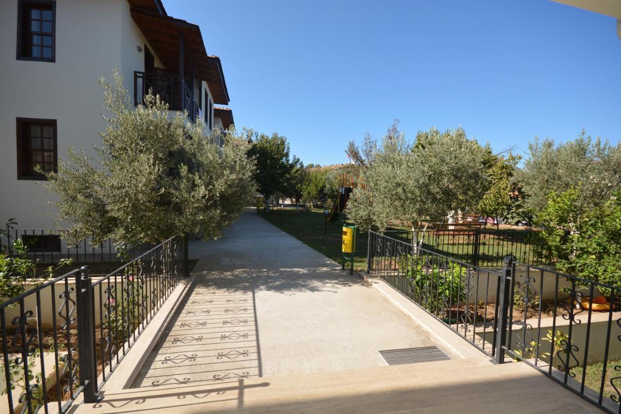 Saray Hotel Ölüdeniz Esterno foto
