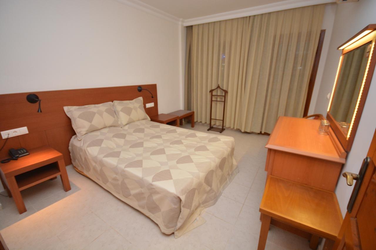 Saray Hotel Ölüdeniz Esterno foto